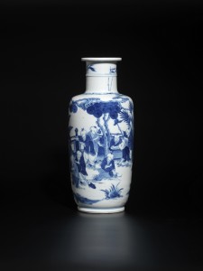 A blue and white 'boys' vase (Kangxi period) - Height 25.5 cm