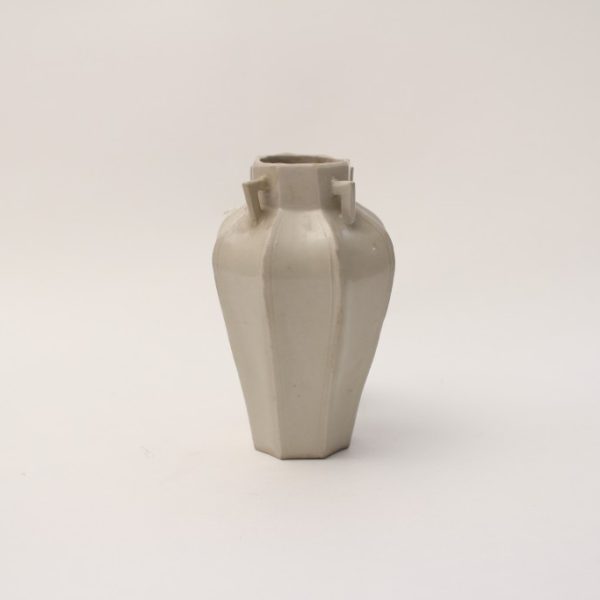 A small 'Dehua' six-sided vase