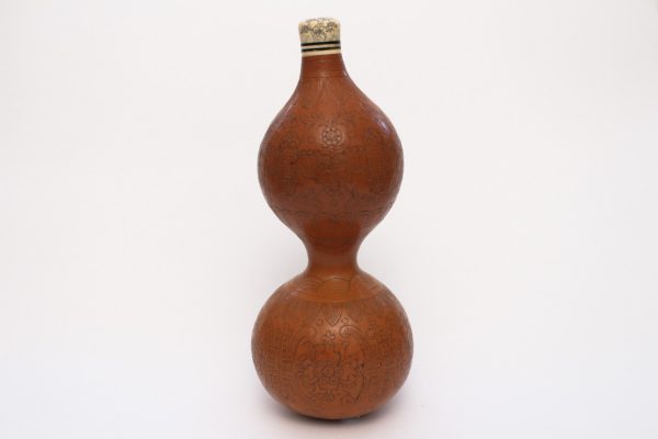 An imperial inscribed double gourd (Daoguang carved four-character seal mark and of the period)